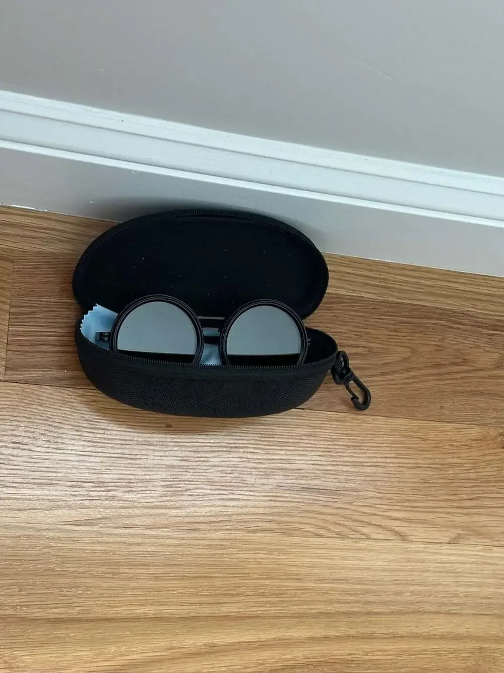 Adjustable Tint Polarized Round Sunglasses Color Changing.